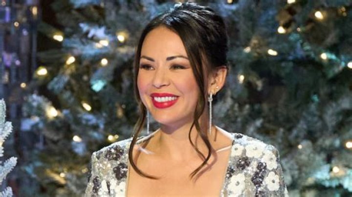 Janel Parrish Shares How To Use Ziploc Accessory Bags to Organize