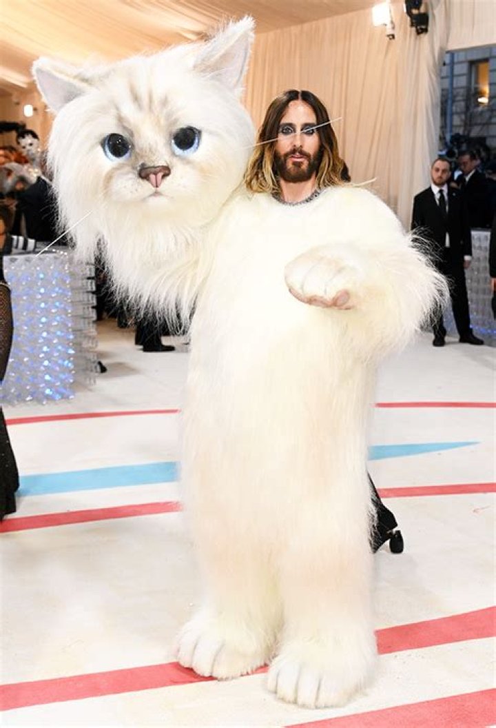 Jared Leto’s Met Gala Outfit 2023: Photos – Hollywood Life