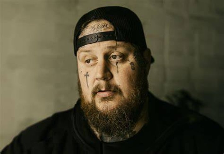 Jelly Roll On The Field
