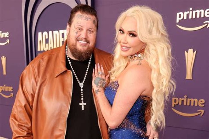 Jelly Roll with his wife, Bunnie XO