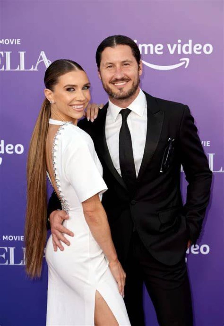 Jenna Johnson & Valentin Chmerkovskiy dance together.