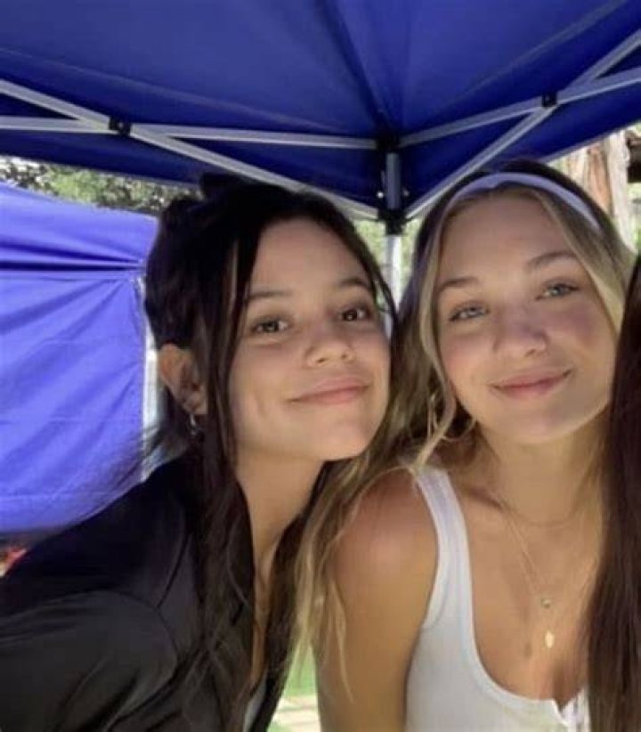 Jenna Ortega & Maddie Ziegler