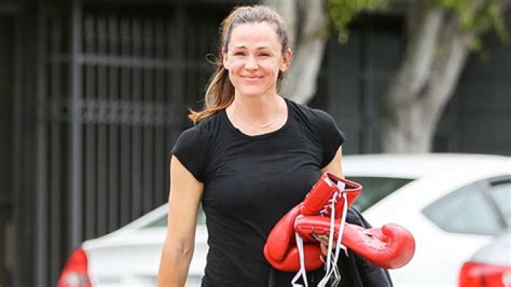 Jennifer Garner, 50, Shows Off Intense Workout Routine & Jokes Her Kids Call It ‘Jazzercise’: Watch