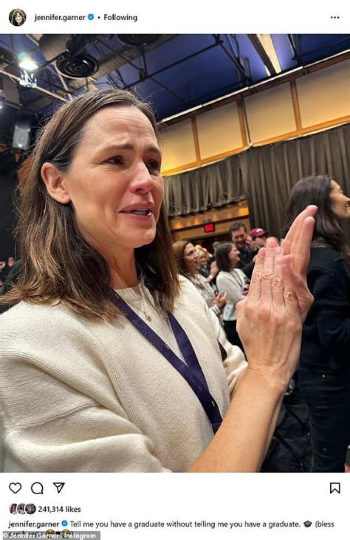 Jennifer Garner Can’t Stop Crying Over Daughter Violet’s High School Graduation