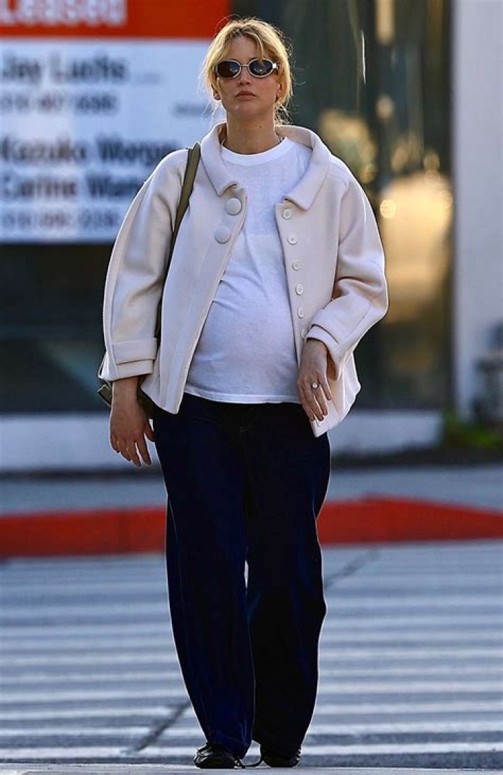 Jennifer Lawrence&rsquo;s Baby Bump