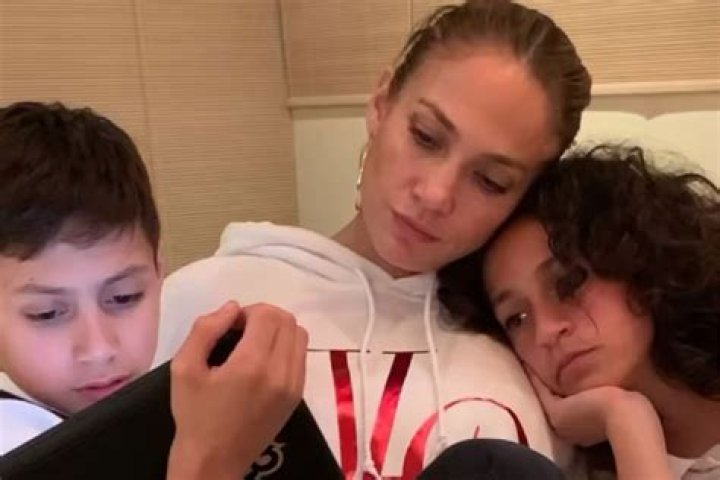 Jennifer Lopez, Max, Emme