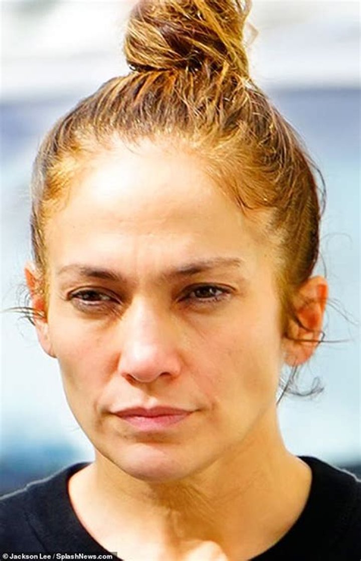 jennifer lopez no makeup
