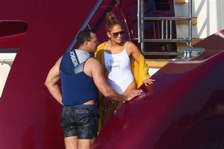 Jennifer Lopez swimsuit