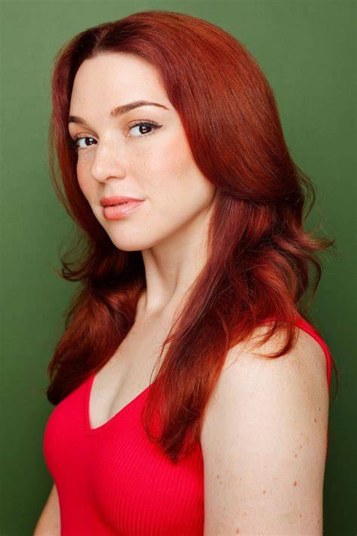 Jennifer Stone