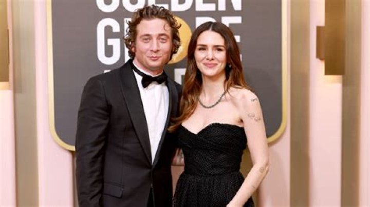 Jeremy Allen White, Addison Timlin