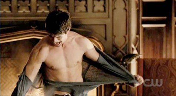 Jeremy Leaves — Remember Little Gilbert’s 10 Hottest Moments – Hollywood Life