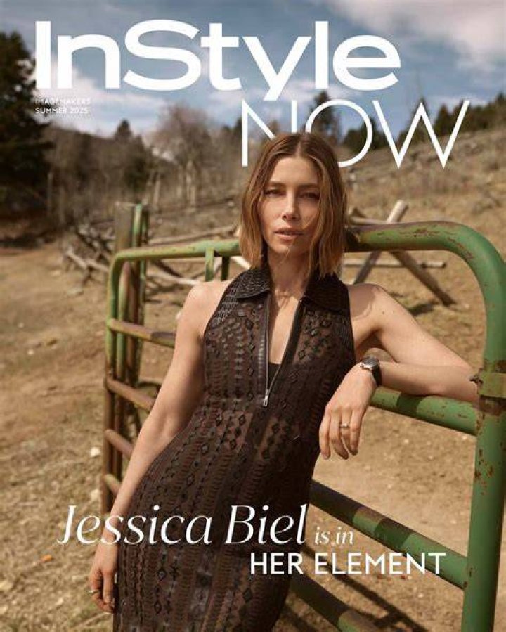 Jessica Biel In A Leopard Print Skirt