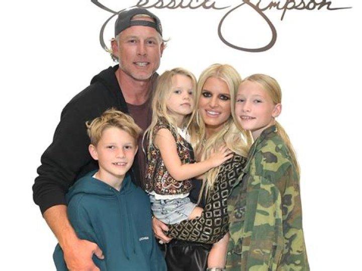 Jessica Simpson Jessica Simpson at LAX International Airport, Los Angeles, USA - 12 Oct 2018 Jessica Simpson arriving at the Los Angeles International Airport