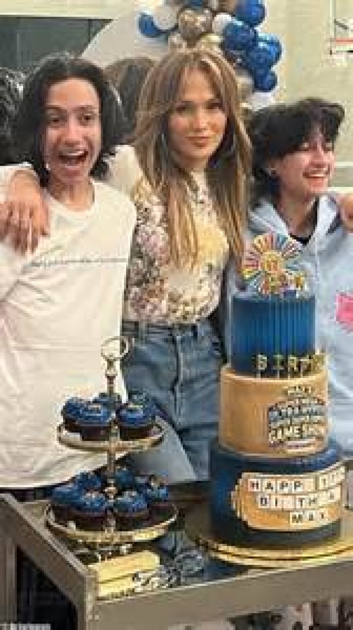 jlo twins bday