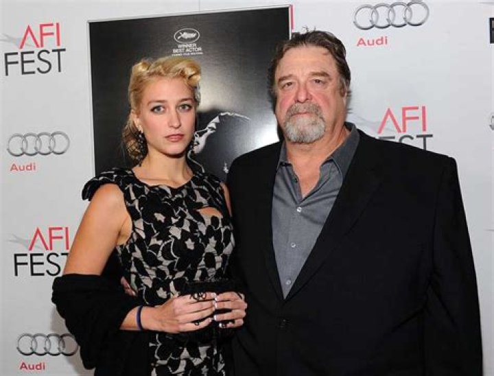 John Goodman, Molly Evangeline