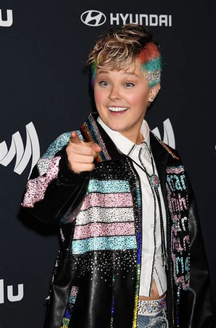 JoJo Siwa At The 2022 Industry Dance Awards