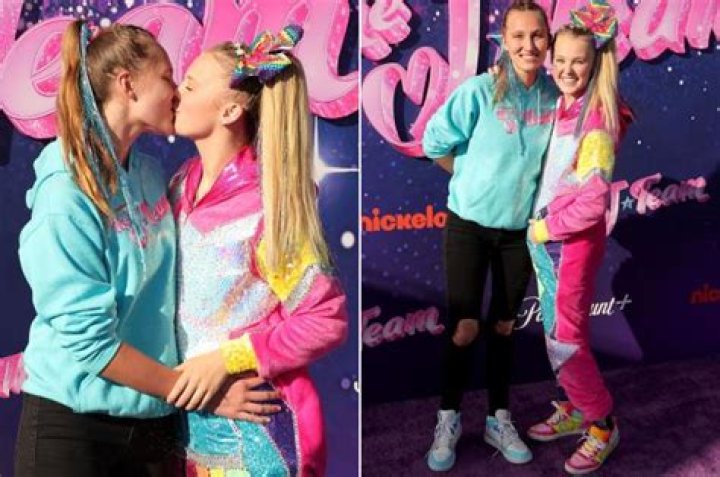JoJo Siwa kisses Kylie Prew