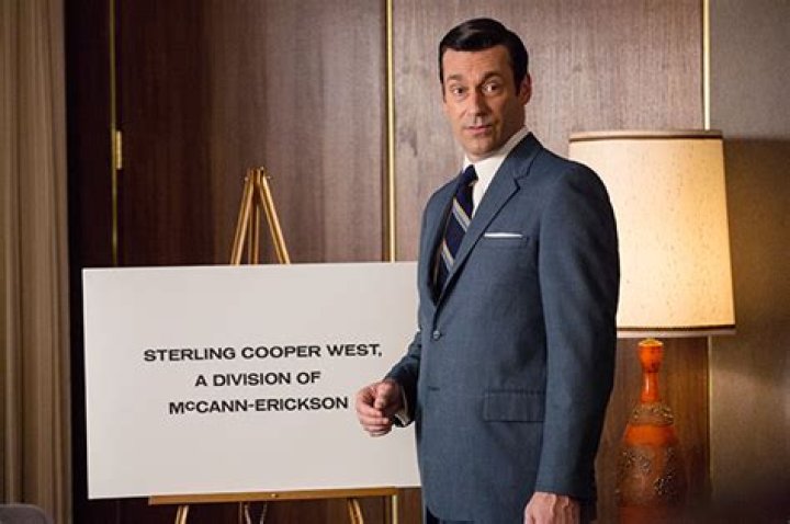 Jon Hamm Addresses Rumors He Didn’t Wear Underwear In ‘Mad Men’ – Hollywood Life