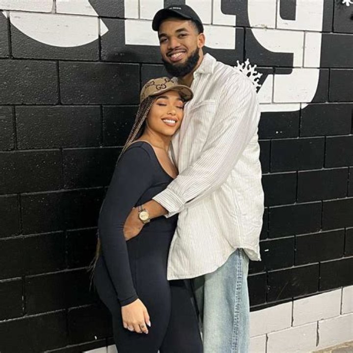 Jordyn Woods Begs For Prayers For Her BF Karl-Anthony Towns After He’s Diagnosed With Covid