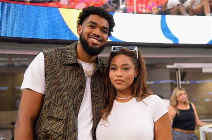 jordyn woods karl-anthoyn towns
