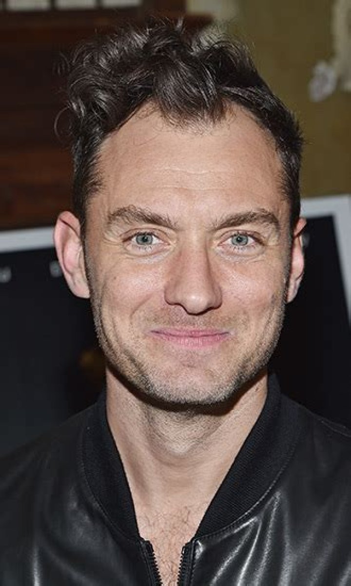 Jude Law Celebrity Profile – Hollywood Life