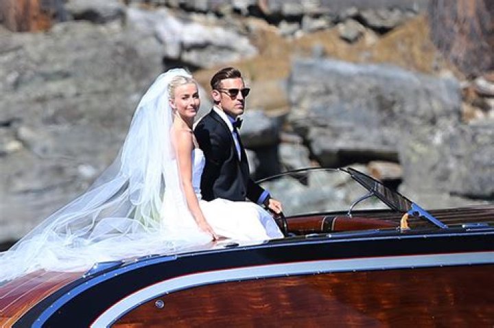 Julianne Hough’s Wedding PICS: Marries Brooks Laich In Gorgeous Ceremony