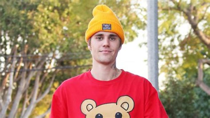Justin Bieber Commemorates His Cat’s Return Home With Instagram Post – Hollywood Life