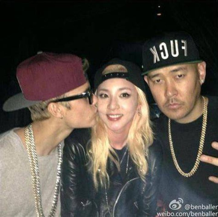 Justin Bieber: Hooking Up With Korean Pop Singers While On Tour?