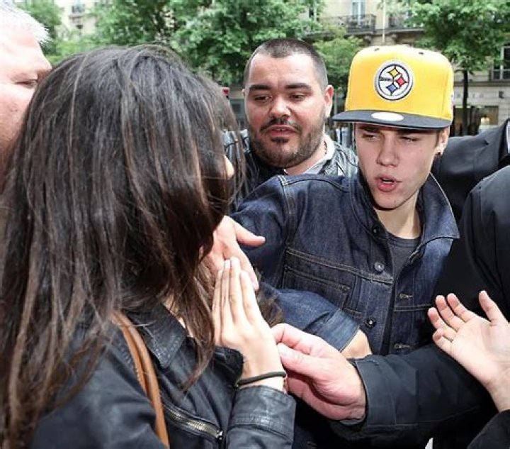 Justin Bieber Rude To Fans