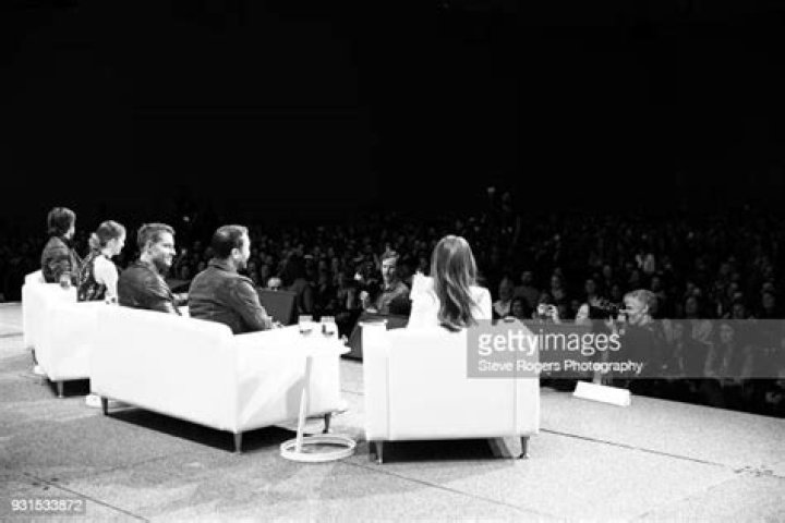 Justin Hartley, Dan Fogelman and Mandy Moore