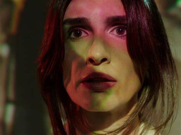 Kaleidoscope. Paz Vega as Ava Mercer in episode &ldquo;Orange&rdquo; of Kaleidoscope. Cr. Courtesy of Netflix &copy; 2022