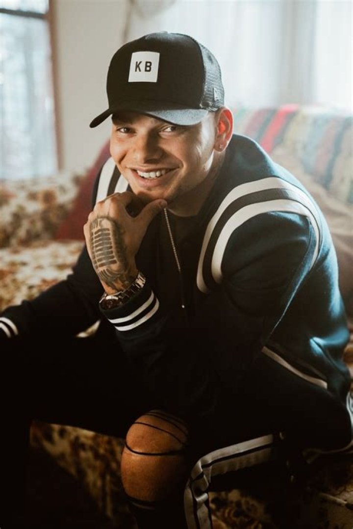 Kane Brown BTS Exclusive Pics From ‘Good As You’ Music Video – Hollywood Life