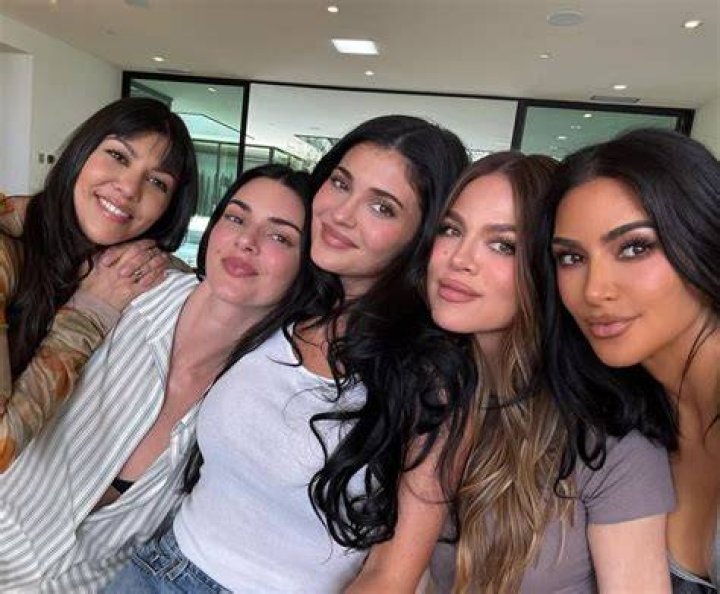 Kardashian Jenner sisters