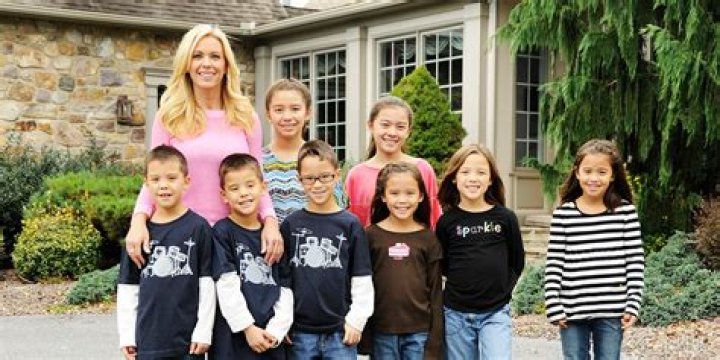 Kate Gosselin’s Oldest Daughters Refuse To Speak To Dad: He Doesn’t Know Us 