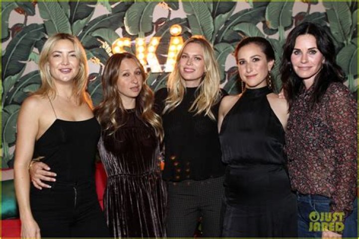 Kate Hudson & Sara Foster