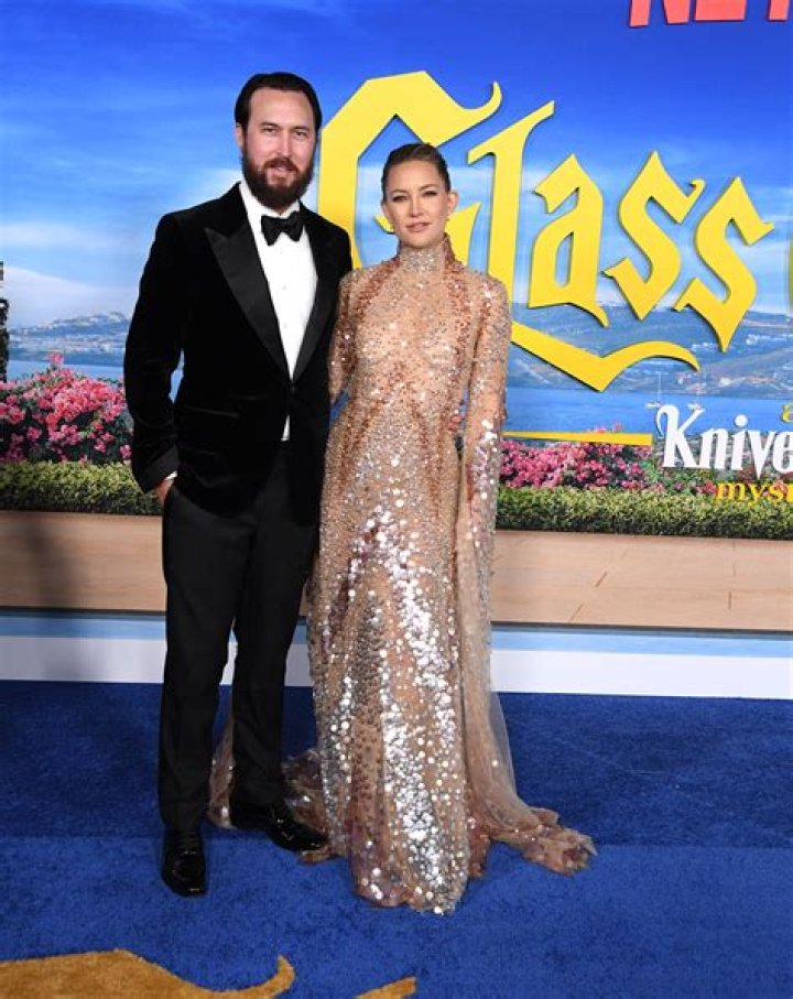 Kate Hudson and Jonathan Van Ness