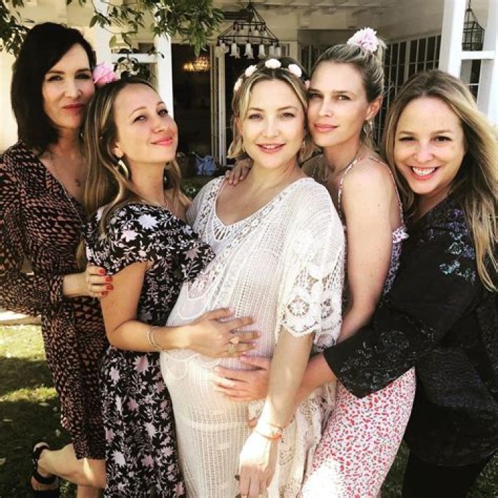 kate hudson danny fujikawa baby video