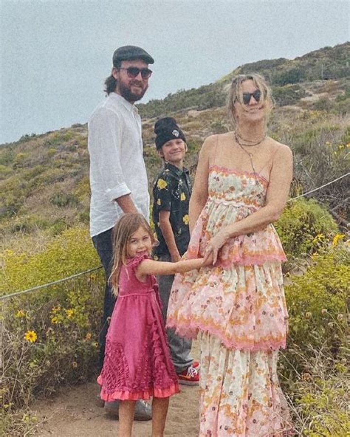 kate hudson kids vacation in italy
