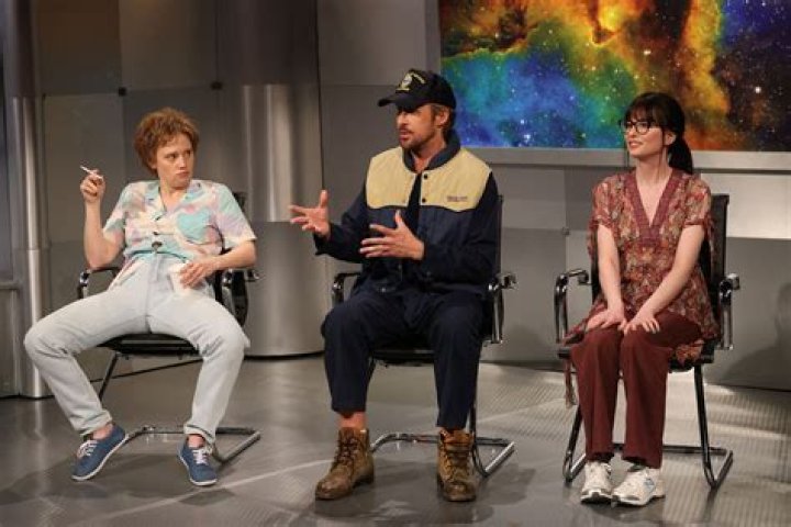 Kate McKinnon’s Dr. Fauci Jokes She Has ‘Good News’ Other Than Bennifer Getting Back Together