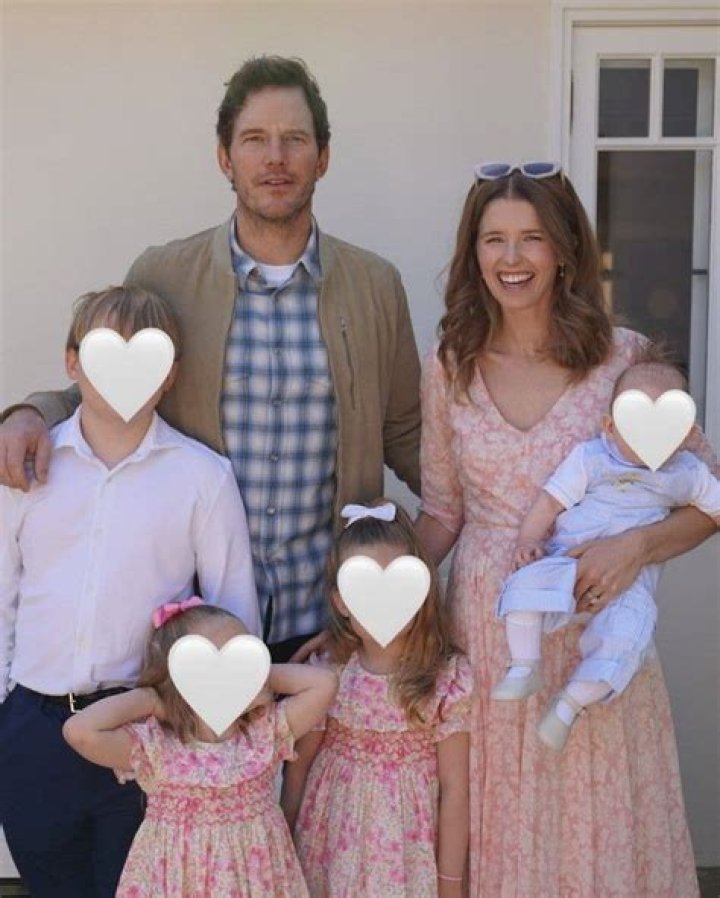 Katherine Schwarzenegger & Chris Pratt Out With Both Kids In 1st Photos Since 2nd Baby’s Birth
