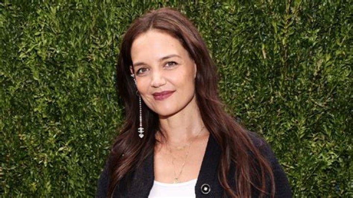 Katie Holmes & Emilio Vitolo Jr. Buy FLowers