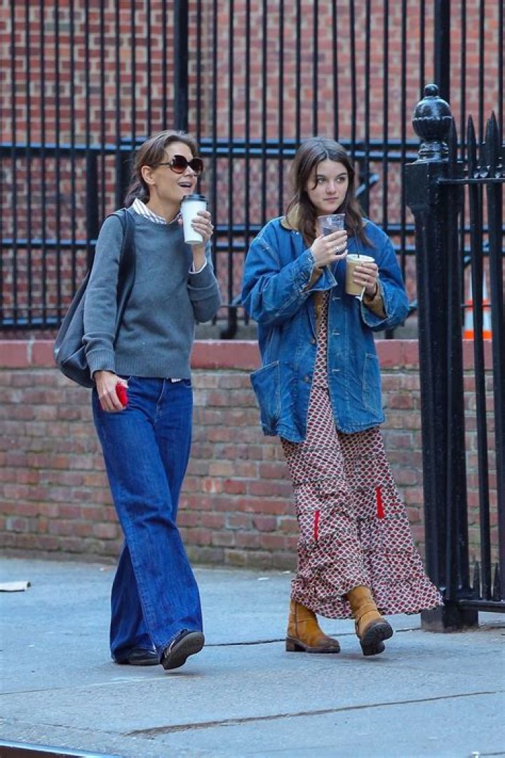 katie holmes, suri cruise