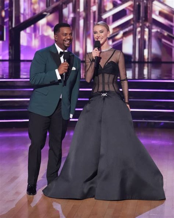 Katie Thurston&rsquo;s Finale Dress