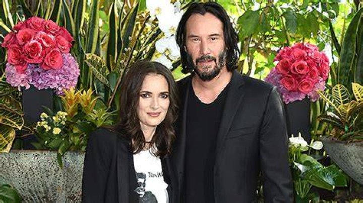 Keanu Reeves & Winona Ryder Relationship Through The Years – Hollywood Life
