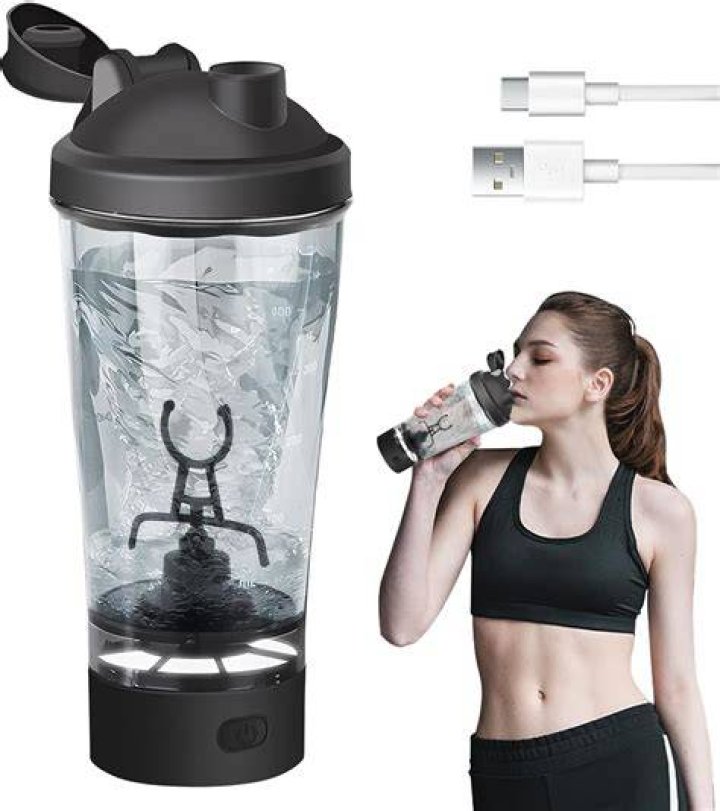 Keep Your Healthy Diet Goals On Track With This Portable Blender Bottle That’s On Sale For Less Than $25