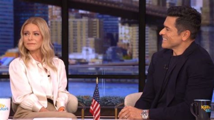 Kelly Ripa Claps Back After Troll Complains Of ‘Lack Of Personal Grooming’ On ‘Live’