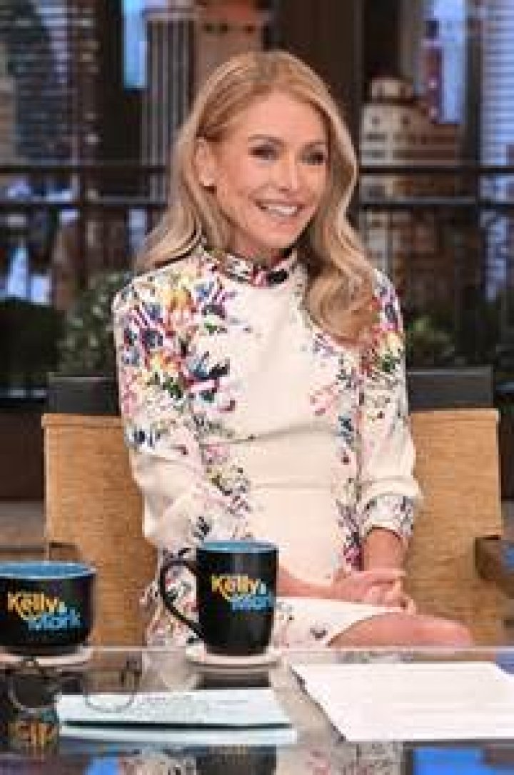 Kelly Ripa Town & Country Jewelry Awards, New York, USA - 24 Jan 2019 Wearing The Vampire's Wife