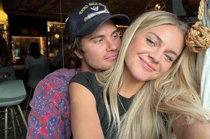 kelsea ballerini kevin jonas