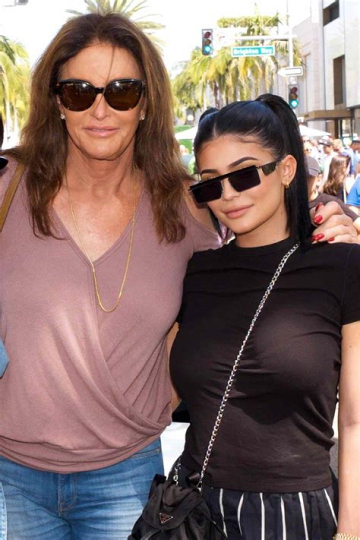 Kendall Jenner & Dad Caitlyn Step Out For Dinner Date In Malibu: Photos