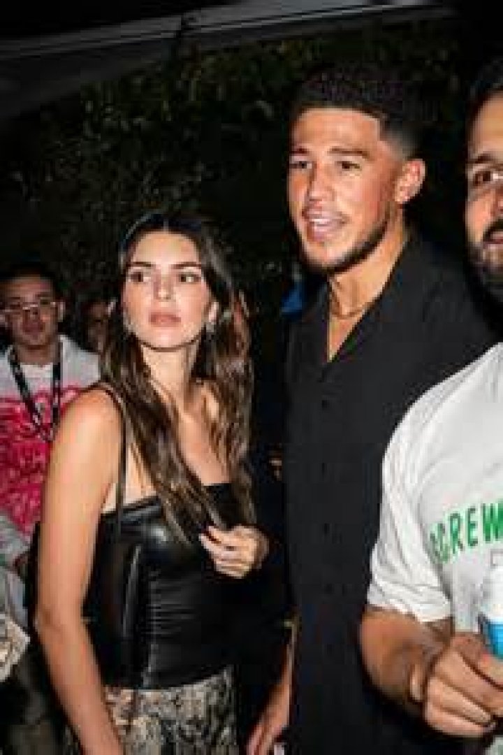 Kendall Jenner & Devin Booker Back Together & Spotted At Wedding – Hollywood Life